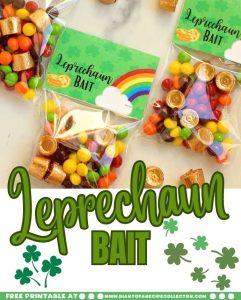 This Leprechaun Bait is a cute free printable treat idea for St. Patrick's Day!  