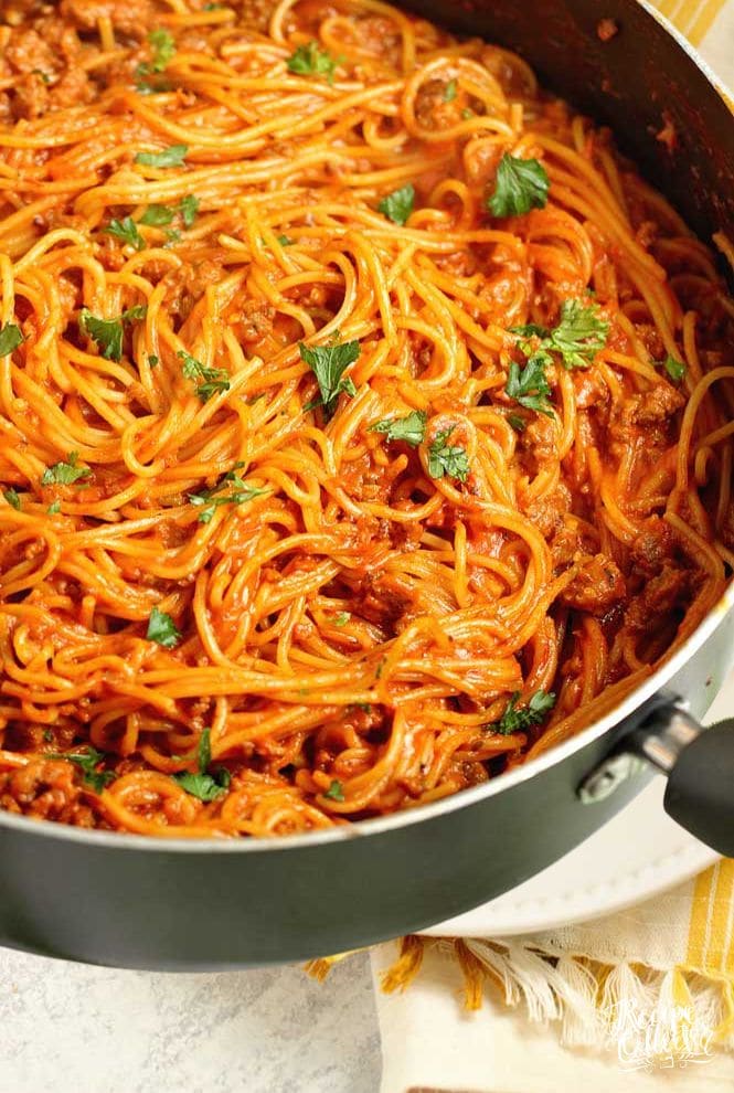 Make your next spaghetti night even easier with this One-Pot Creamy Sausage Spaghetti!